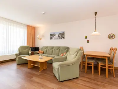 Ferienwohnung für 3 Personen (69 m²) in Cuxhaven 1/10