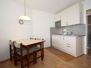 23873261-Ferienwohnung-4--300x225-3