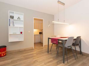 23873301-Ferienwohnung-2--300x225-4