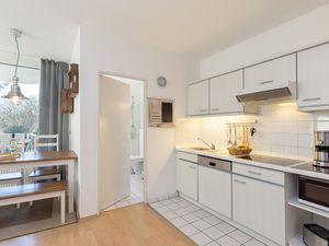 23884730-Ferienwohnung-5--300x225-4