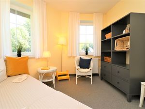 23885222-Ferienwohnung-4--300x225-3