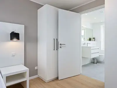 Schlafzimmer mit Doppelbett