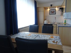 23685978-Ferienwohnung-4--300x225-2