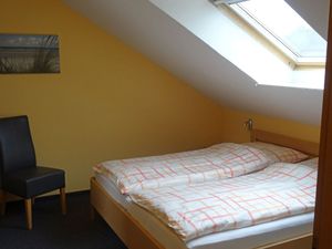 23685981-Ferienwohnung-4--300x225-2