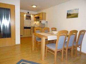 23685974-Ferienwohnung-6--300x225-2