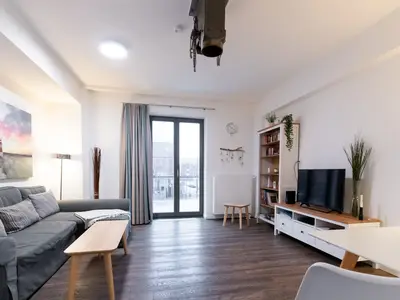 Wohn-Essbereich mit Couch