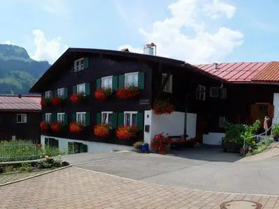 Ferienwohnung für 2 Personen (60 m²) in Bad Hindelang 1/10