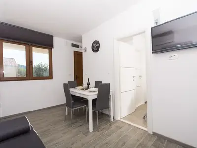 Ferienwohnung für 4 Personen in Otok Veli Drvenik 8/10