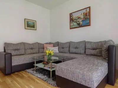 Ferienwohnung für 5 Personen in Kaštel Novi 3/10