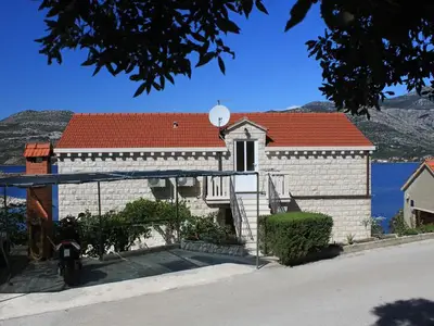 Ferienwohnung für 2 Personen in Žrnovo 3/10