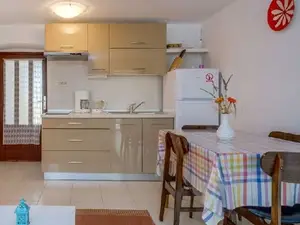 Ferienwohnung für 2 Personen (45 m²) in Cres