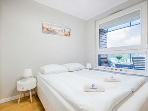 21691627-Ferienwohnung-4--300x225-2