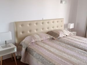 21962889-Ferienwohnung-4--300x225-5