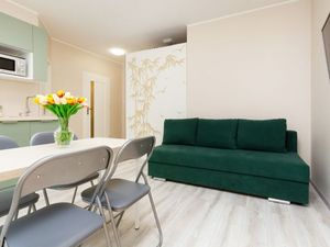 22144207-Ferienwohnung-4--300x225-0