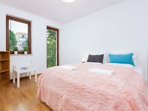 22634767-Ferienwohnung-2--300x225-2