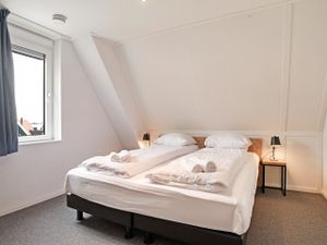 23092601-Ferienwohnung-4--300x225-5