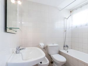 23019753-Ferienwohnung-4--300x225-1