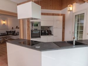 23921691-Ferienwohnung-6--300x225-2