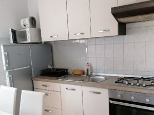 23136205-Ferienwohnung-3--300x225-2