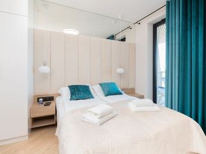 23370796-Ferienwohnung-6--300x225-3