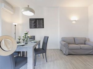 23372967-Ferienwohnung-6--300x225-1