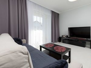 23373393-Ferienwohnung-4--300x225-5