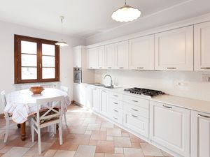 23454408-Ferienwohnung-6--300x225-4