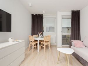 23486192-Ferienwohnung-6--300x225-5