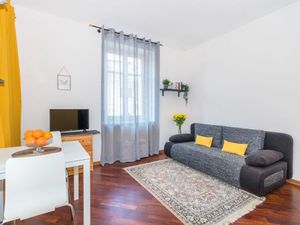 23494071-Ferienwohnung-2--300x225-1