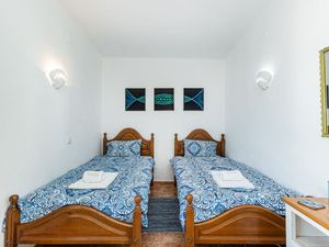 23544814-Ferienwohnung-5--300x225-1