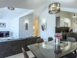 23553177-Ferienwohnung-5--300x225-2