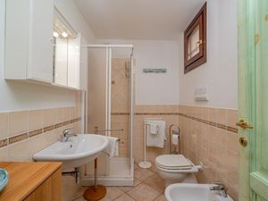 23648048-Ferienwohnung-4--300x225-1