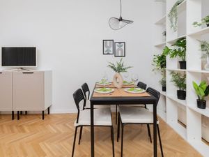 23703918-Ferienwohnung-6--300x225-5