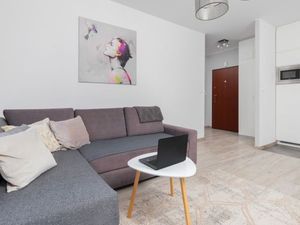 23923098-Ferienwohnung-4--300x225-5