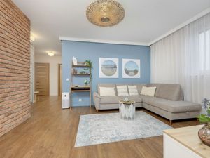 23937845-Ferienwohnung-6--300x225-5