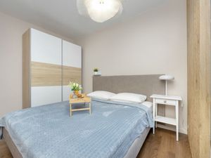 23937845-Ferienwohnung-6--300x225-5