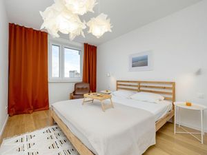 23937841-Ferienwohnung-6--300x225-1