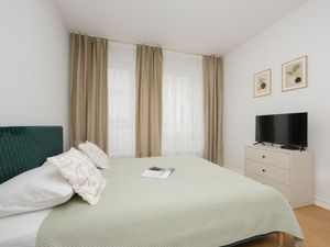 23949129-Ferienwohnung-2--300x225-4