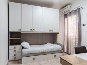 23966437-Ferienwohnung-4--300x225-2