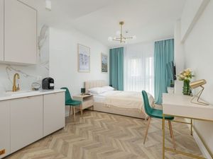 23969388-Ferienwohnung-2--300x225-5