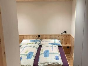 23514897-Ferienwohnung-4--300x225-1