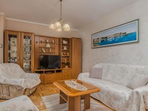 18976239-Ferienwohnung-4--300x225-4