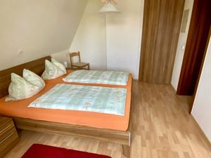 23836948-Ferienwohnung-2--300x225-2