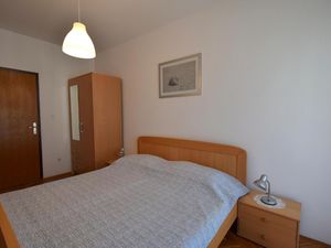 23143355-Ferienwohnung-4--300x225-4