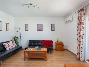 23341785-Ferienwohnung-5--300x225-5