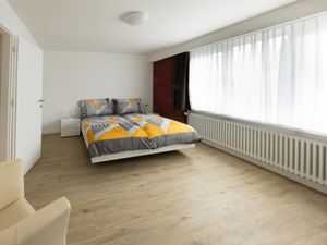 23393646-Ferienwohnung-3--300x225-3