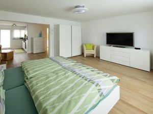 23393445-Ferienwohnung-3--300x225-2