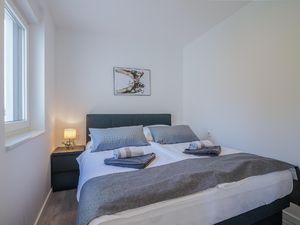 23546460-Ferienwohnung-4--300x225-1