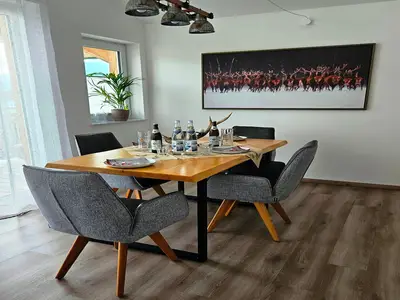 DiningRoom