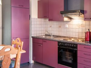 22279345-Ferienwohnung-2--300x225-2